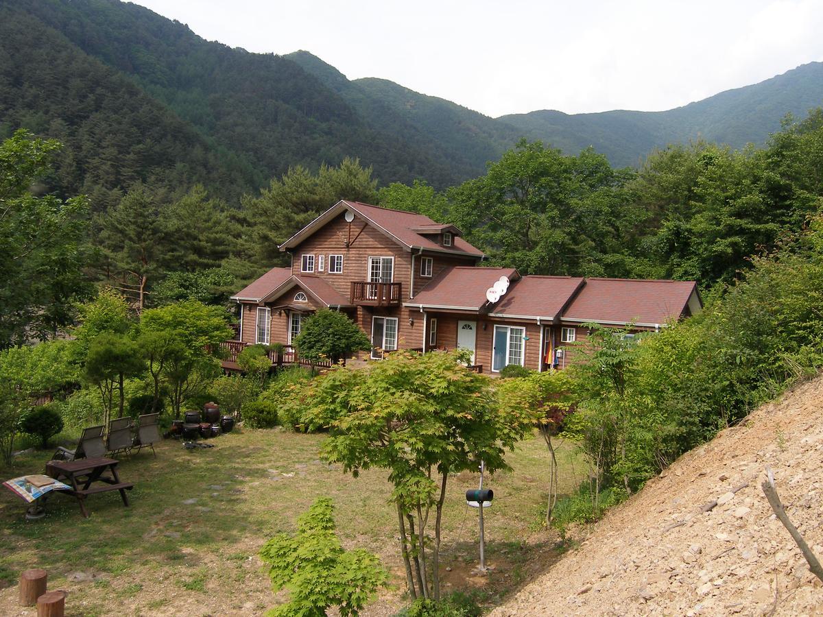 Fairy Tale Pension Pyeongchang Exterior photo